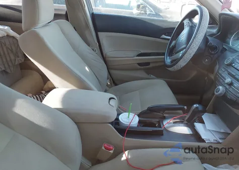 2011 Honda Accord 2.4 Lx из США, поврежденный, VIN 1HGCP2F38BA044266